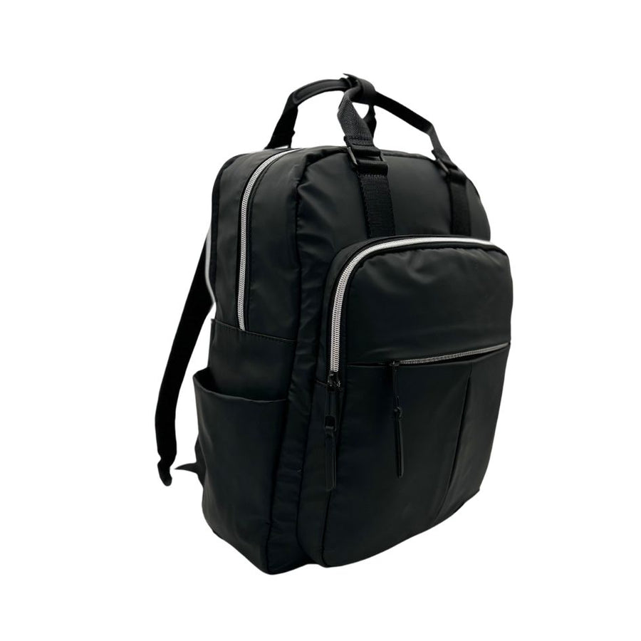 mochila negra notebook